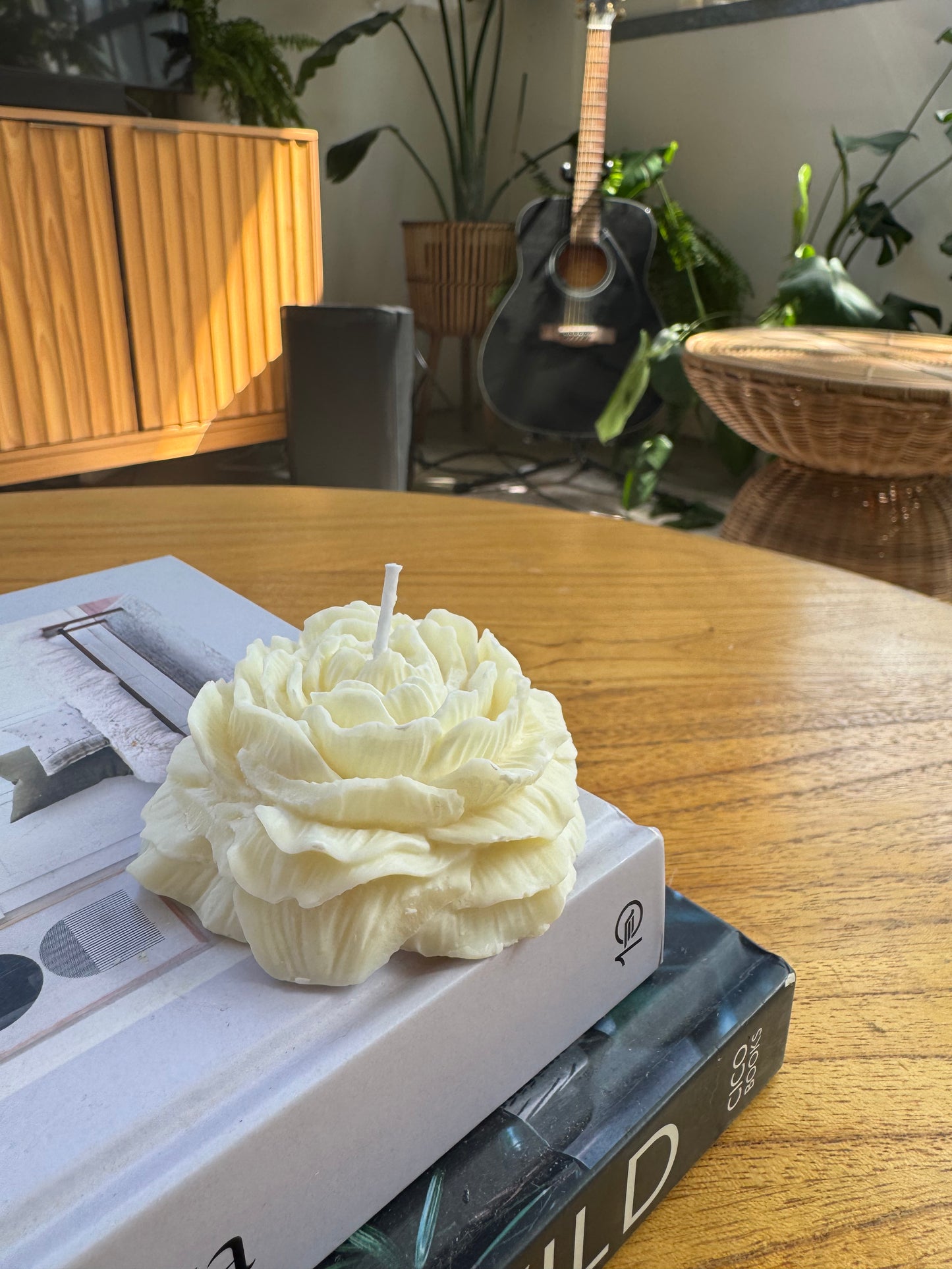 A Pair of Roses Candles